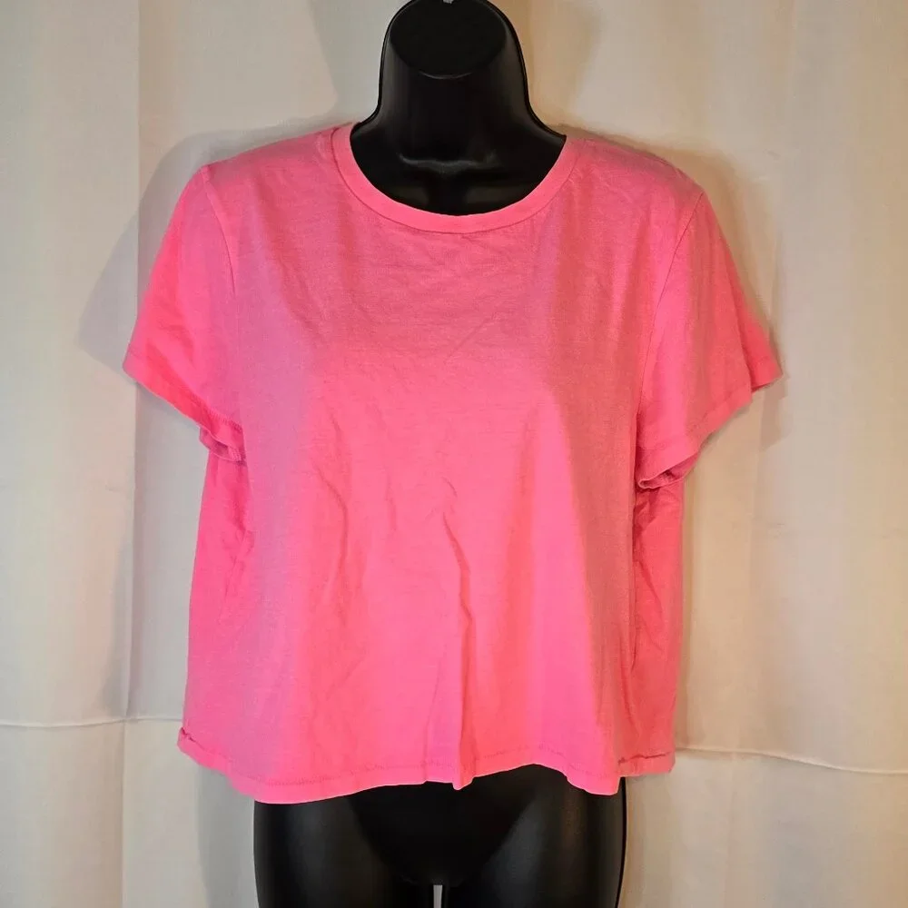Hot Pink Tee - Picture 2 of 7